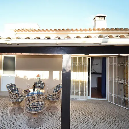Semesterbostad Casa Coriska *